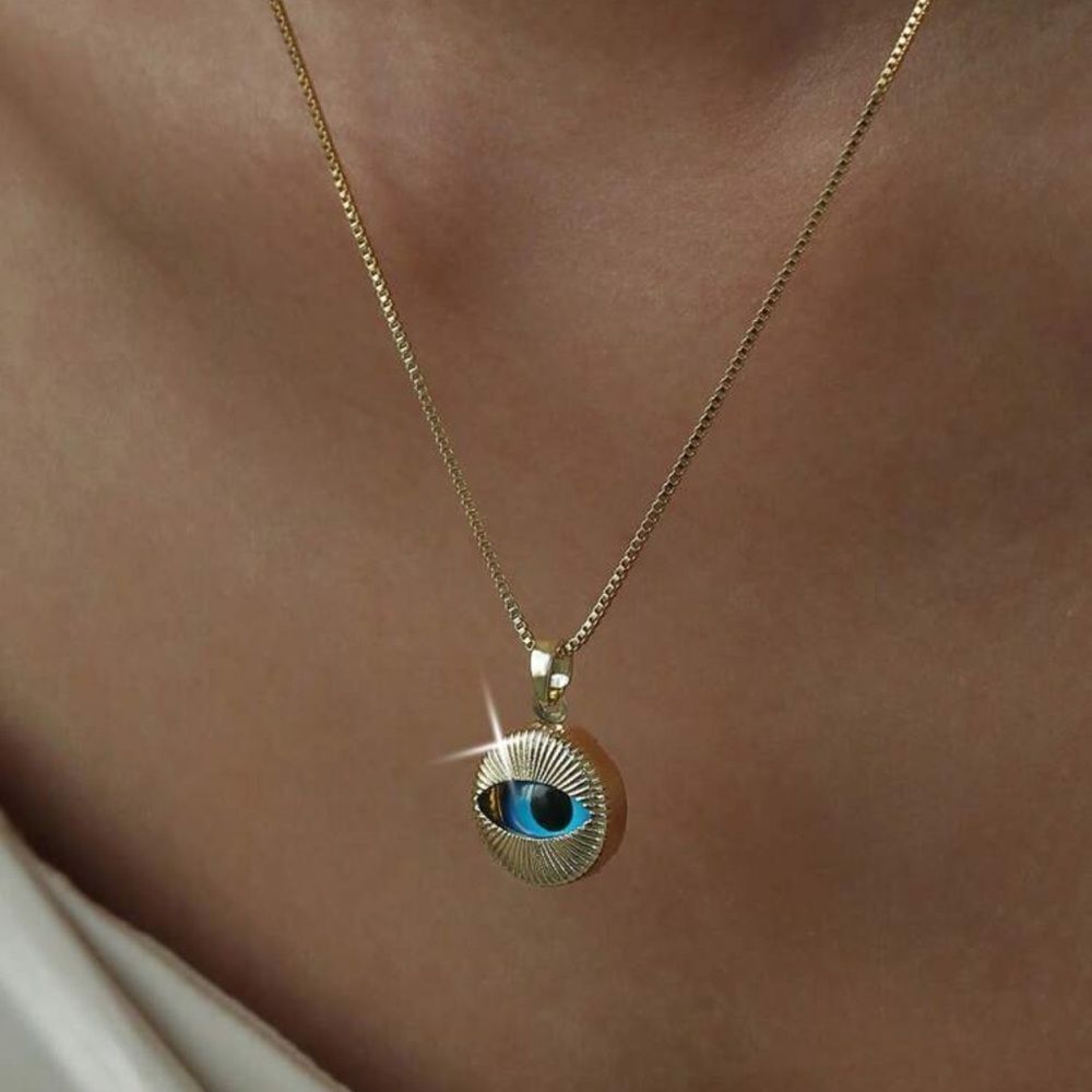 Gold and Blue Eye Pendant Necklace A1549